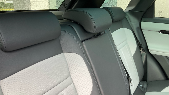 Land Rover Range Rover Evoque 1.5 P270e Edition 5dr Auto Hatchback - Image 46